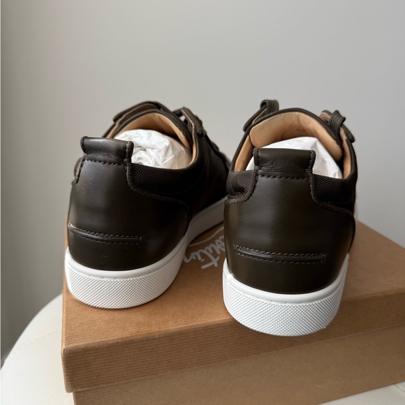 Christian Louboutin Brown Low-Top Sneakers with White Sole - Picture 2 of 6